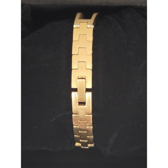 Gorgeous Jules Jurgensen 7830 Women's 18mm Pearl Dial Quartz Gold Tone - Picture 7 of 10